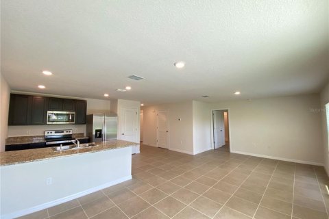 Casa en alquiler en Ocala, Florida, 4 dormitorios, 137.77 m2 № 1885674 - foto 4