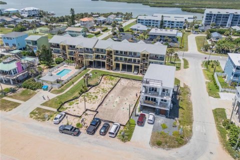 Купить виллу или дом в Нью-Смирна-Бич, Флорида 10 комнат, 371.61м2, № 2097660 - фото 9