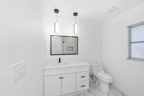 Villa ou maison à vendre à Lakeland, Floride: 4 chambres, 274.53 m2 № 1716908 - photo 20