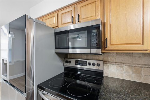Copropriété à vendre à Indian Rocks Beach, Floride: 1 chambre, 60.39 m2 № 2395529 - photo 10