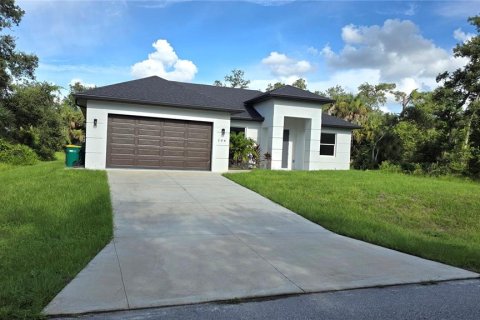 Casa en venta en Port Charlotte, Florida, 3 dormitorios, 137.03 m2 № 2099569 - foto 2
