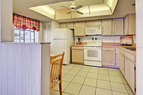 Condo in Englewood, Florida, 2 bedrooms  № 1514580 - photo 14