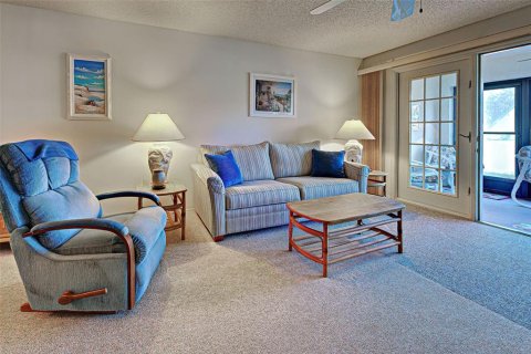 Condo in Englewood, Florida, 2 bedrooms  № 1514580 - photo 9