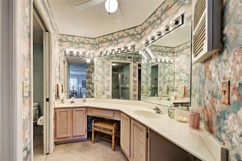 Condo in Englewood, Florida, 2 bedrooms  № 1514580 - photo 28