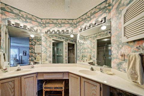 Condo in Englewood, Florida, 2 bedrooms  № 1514580 - photo 27