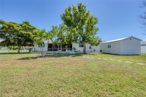 House in Englewood, Florida 3 bedrooms, 106.47 sq.m. № 2099274 - photo 27