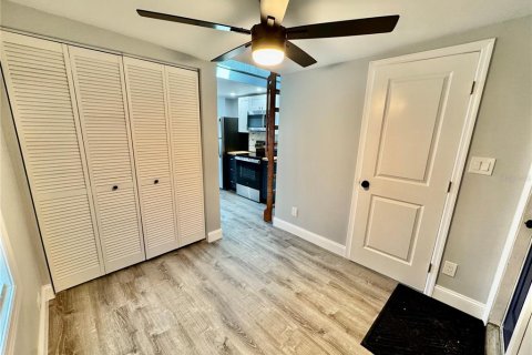 Apartamento en alquiler en Treasure Island, Florida, 1 habitación, 37.16 m2 № 1919372 - foto 21