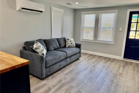 Apartamento en alquiler en Treasure Island, Florida, 1 habitación, 37.16 m2 № 1919372 - foto 8