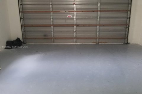 Townhouse in Miami, Florida 3 bedrooms, 136.01 sq.m. № 2050277 - photo 16