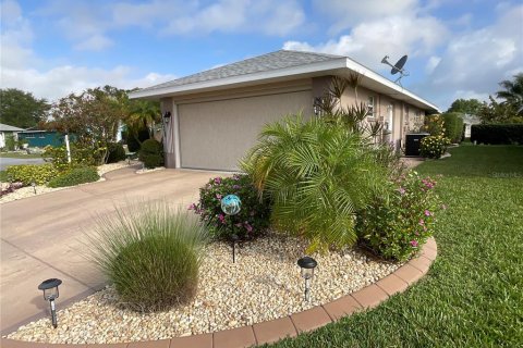 House in Sebring, Florida 2 bedrooms, 121.24 sq.m. № 1631058 - photo 2