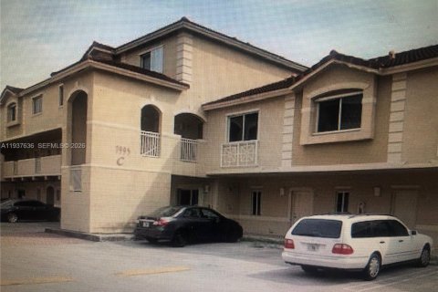 Condominio en Miami, Florida, 2 dormitorios  № 1995535
