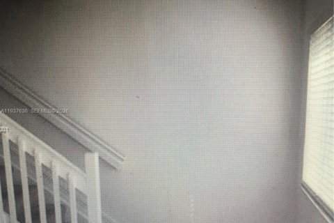 Condominio en alquiler en Miami, Florida, 2 dormitorios, 87.33 m2 № 1995535 - foto 5