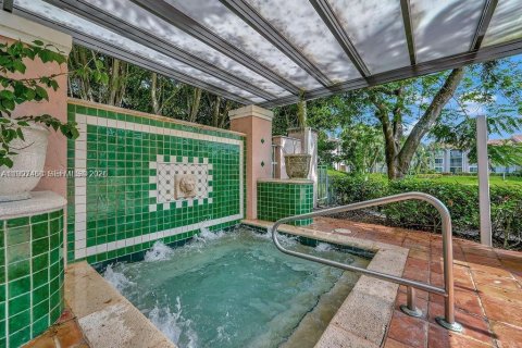 Снять в аренду кондоминиум в Мирамар, Флорида 2 спальни, 75.9м2, № 2059302 - фото 20