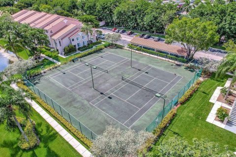 Снять в аренду кондоминиум в Мирамар, Флорида 2 спальни, 75.9м2, № 2059302 - фото 27