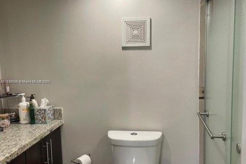 Touwnhouse à vendre à Miramar, Floride: 3 chambres, 111.48 m2 № 1775974 - photo 18