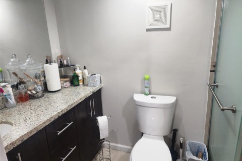 Touwnhouse à vendre à Miramar, Floride: 3 chambres, 111.48 m2 № 1775974 - photo 11