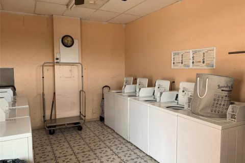 Снять в аренду кондоминиум в Помпано-Бич, Флорида 1 спальня, 60.39м2, № 1079483 - фото 1