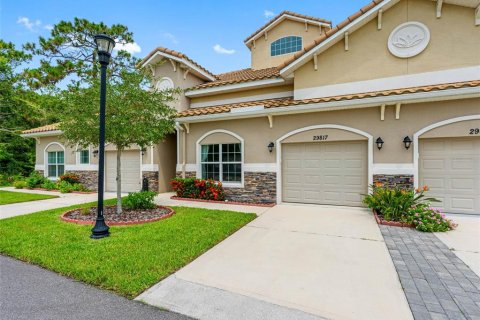 Casa en venta en Wesley Chapel, Florida, 2 dormitorios, 149.94 m2 № 1907715 - foto 1