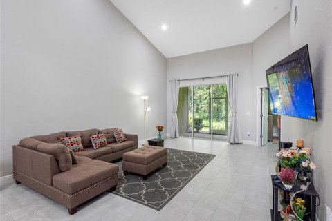 Casa en venta en Wesley Chapel, Florida, 2 dormitorios, 149.94 m2 № 1907715 - foto 3