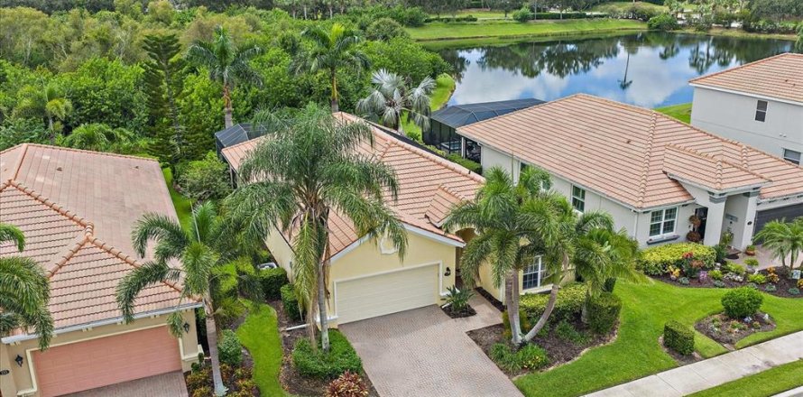 Casa en Bradenton, Florida 3 dormitorios, 185.25 m2 № 1912143