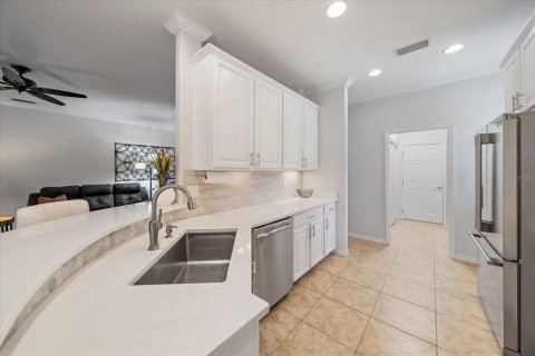 Villa ou maison à vendre à Bradenton, Floride: 3 chambres, 185.25 m2 № 1912143 - photo 9