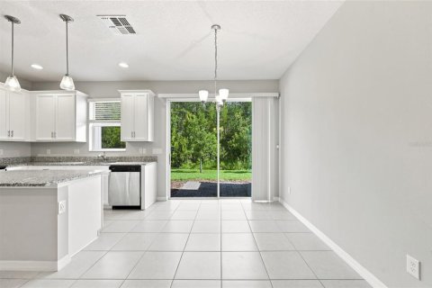 Touwnhouse à vendre à Orlando, Floride: 3 chambres, 145.95 m2 № 2305941 - photo 8