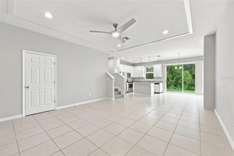 Touwnhouse à vendre à Orlando, Floride: 3 chambres, 145.95 m2 № 2305941 - photo 5