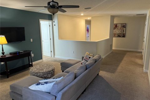 House in Davenport, Florida 8 bedrooms, 363.15 sq.m. № 1757738 - photo 20