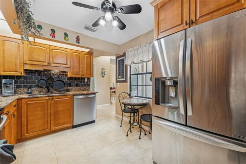Copropriété à vendre à Tampa, Floride: 3 chambres, 130.25 m2 № 1918568 - photo 12