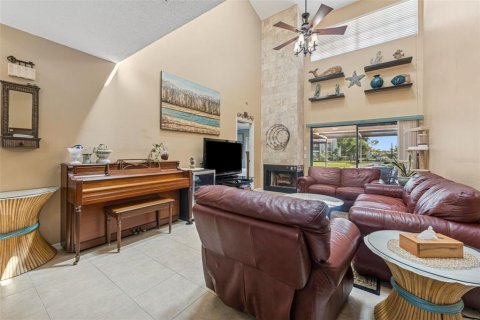 Copropriété à vendre à Tampa, Floride: 3 chambres, 130.25 m2 № 1918568 - photo 8