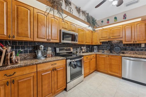 Copropriété à vendre à Tampa, Floride: 3 chambres, 130.25 m2 № 1918568 - photo 11