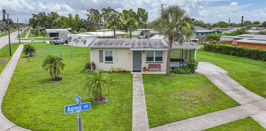Casa en North Port, Florida 2 dormitorios, 60.2 m2 № 1840542