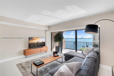Copropriété à vendre à Miami, Floride: 2 chambres, 135.64 m2 № 1998307 - photo 3