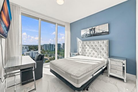 Condo in Fort Lauderdale, Florida, 3 bedrooms  № 2422972 - photo 27