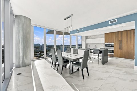 Condo in Fort Lauderdale, Florida, 3 bedrooms  № 2422972 - photo 9