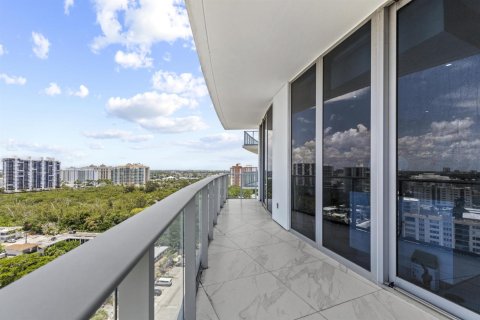 Condo in Fort Lauderdale, Florida, 3 bedrooms  № 2422972 - photo 24
