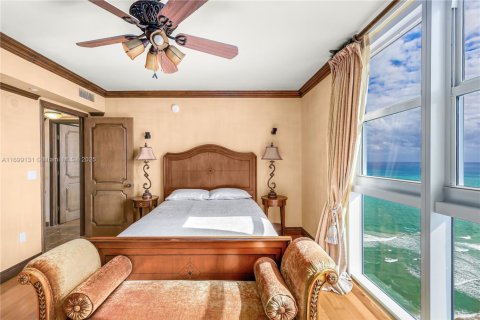 Condo in Sunny Isles Beach, Florida, 4 bedrooms  № 1862114 - photo 17