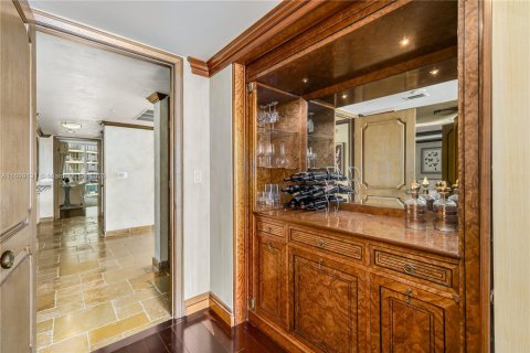 Condo in Sunny Isles Beach, Florida, 4 bedrooms  № 1862114 - photo 23