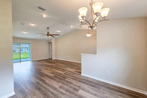 House in Palm Coast, Florida 3 bedrooms, 148.64 sq.m. № 1914302 - photo 10