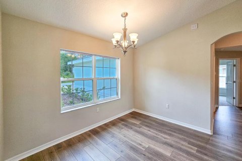 House in Palm Coast, Florida 3 bedrooms, 148.64 sq.m. № 1914302 - photo 9