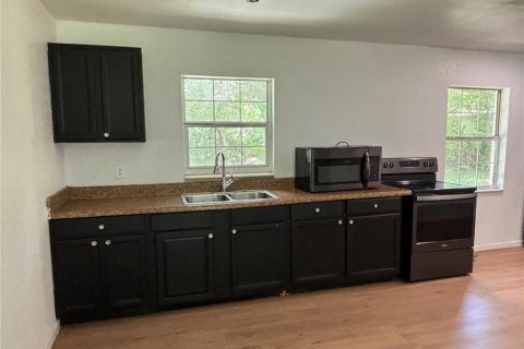 Villa ou maison à louer à DeLand, Floride: 3 chambres, 101.45 m2 № 2223282 - photo 5
