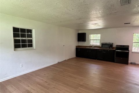 Villa ou maison à louer à DeLand, Floride: 3 chambres, 101.45 m2 № 2223282 - photo 4
