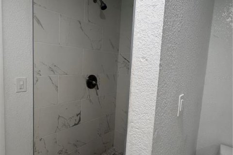 Casa en alquiler en DeLand, Florida, 3 dormitorios, 101.45 m2 № 2223282 - foto 23