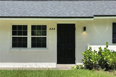 Villa ou maison à louer à DeLand, Floride: 3 chambres, 101.45 m2 № 2223282 - photo 3