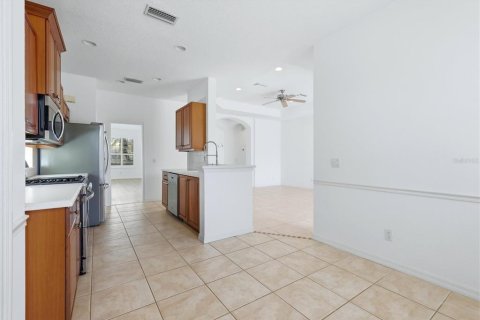 House in Sarasota, Florida 3 bedrooms, 183.3 sq.m. № 2314911 - photo 17