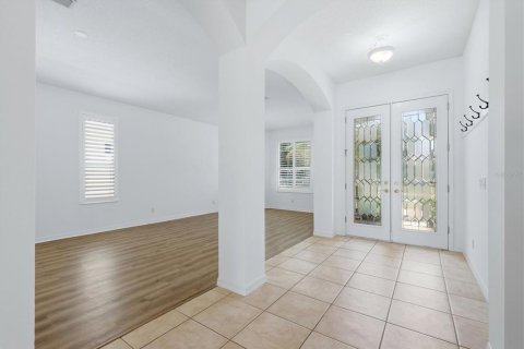 House in Sarasota, Florida 3 bedrooms, 183.3 sq.m. № 2314911 - photo 6