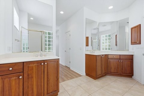 House in Sarasota, Florida 3 bedrooms, 183.3 sq.m. № 2314911 - photo 23