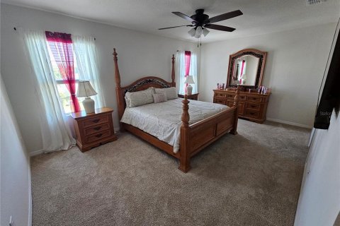 House in Davenport, Florida 5 bedrooms, 234.3 sq.m. № 1722687 - photo 21
