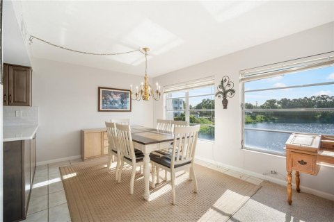 Apartment in Clearwater, Florida 2 bedrooms, 117.99 sq.m. № 1910115 - photo 7