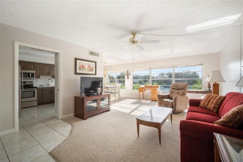 Apartment in Clearwater, Florida 2 bedrooms, 117.99 sq.m. № 1910115 - photo 4